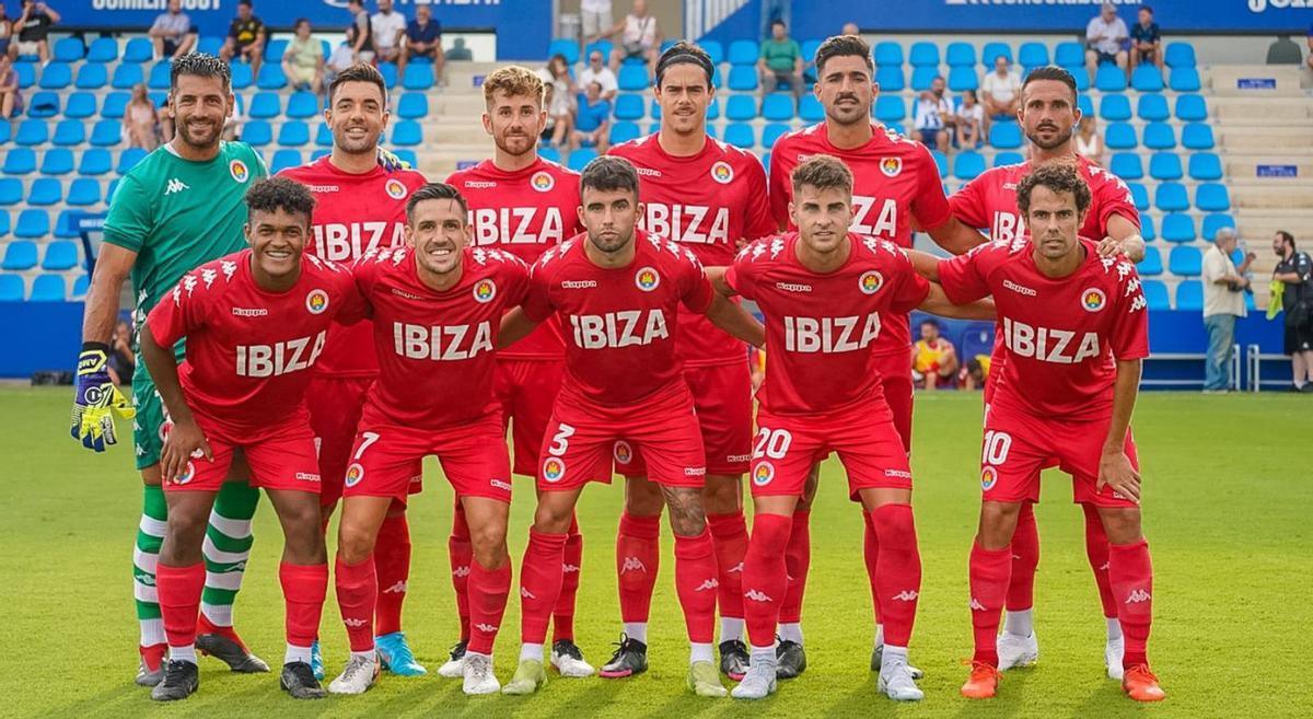 El CD Ibiza saca los colores al Atlético Balears