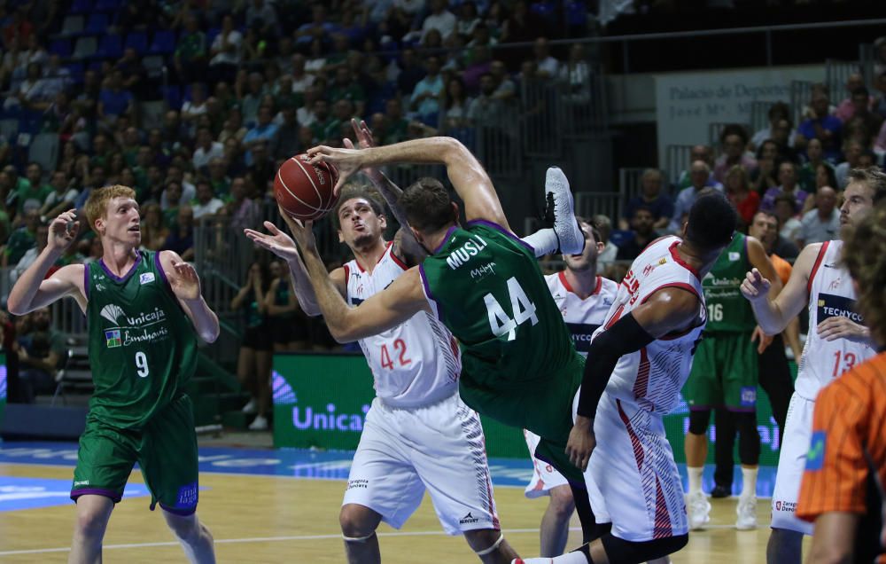 Inesperada derrota del Unicaja en su debut como local.