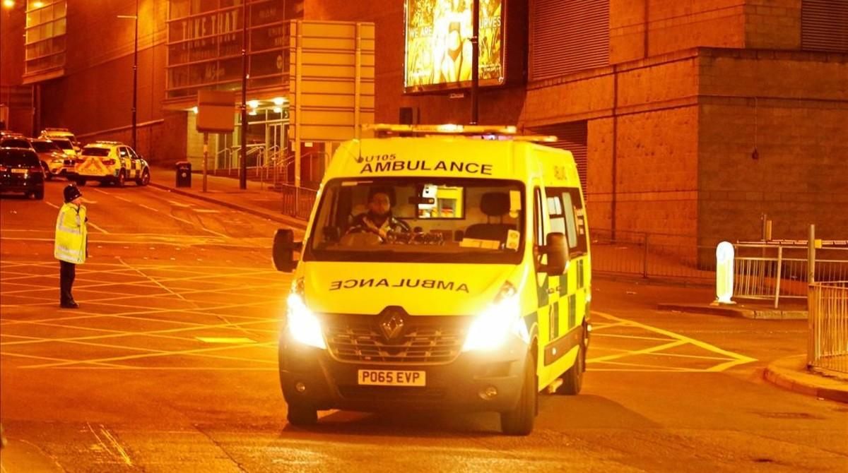 zentauroepp38561763 an ambulance drives away from the manchester arena  where u 170523031423