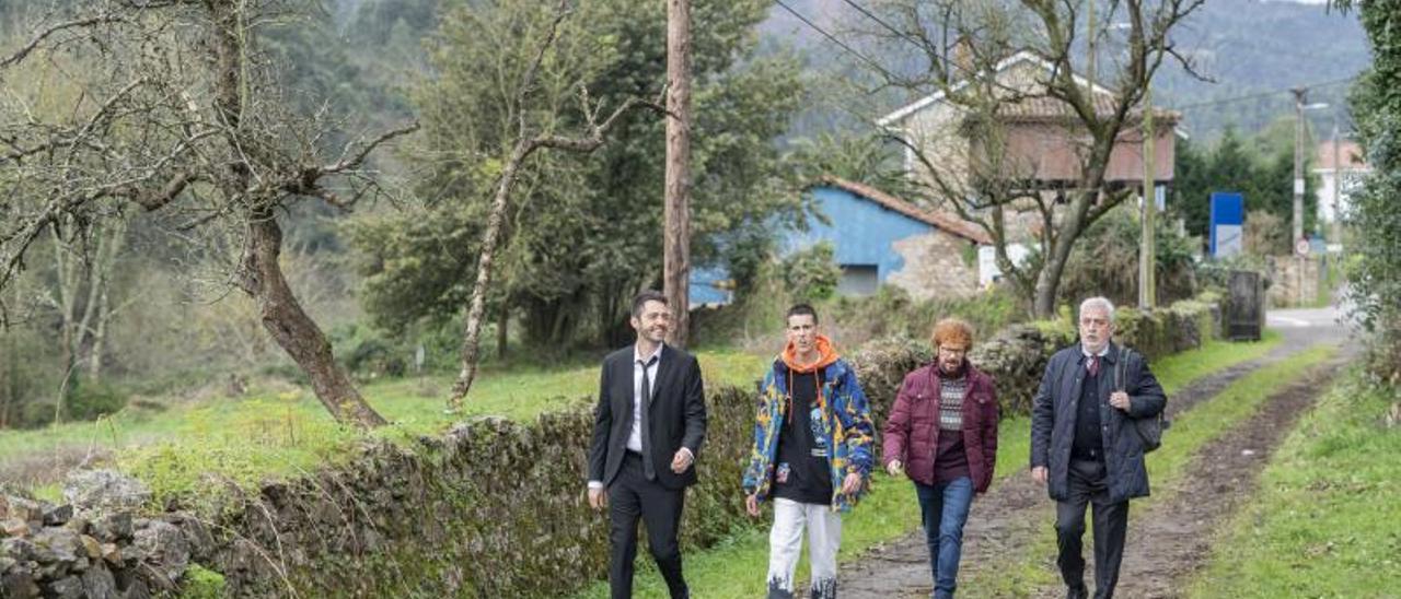 David Guapo, Diego García-Arroba, “El Cejas”; Santiago Segura y Leo Harlem, el martes, en La Callezuela. | Jorge Alvariño