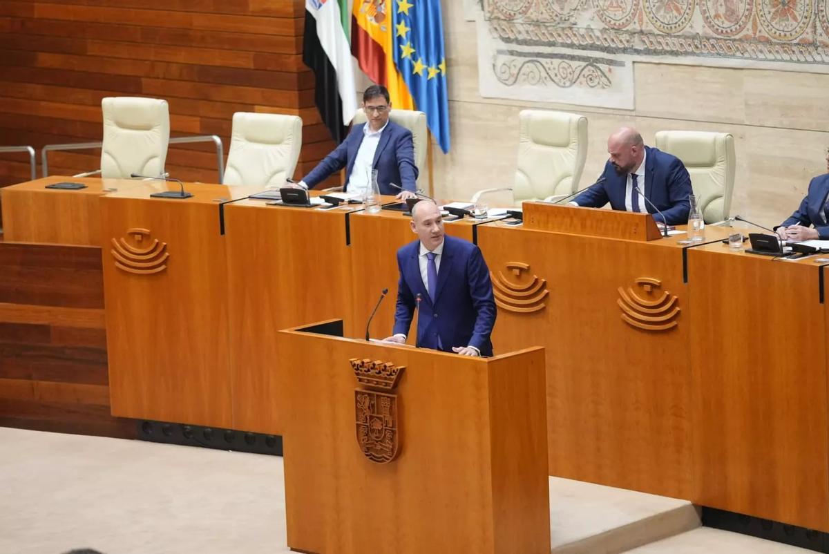 El portavoz del PP, José Ángel Sánchez Juliá, este miércoles en la Asamblea.