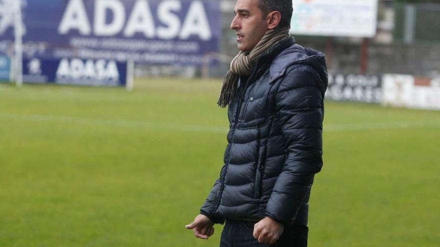 Pablo Lago, durante el partido contra el Praviano en el Suárez Puerta.