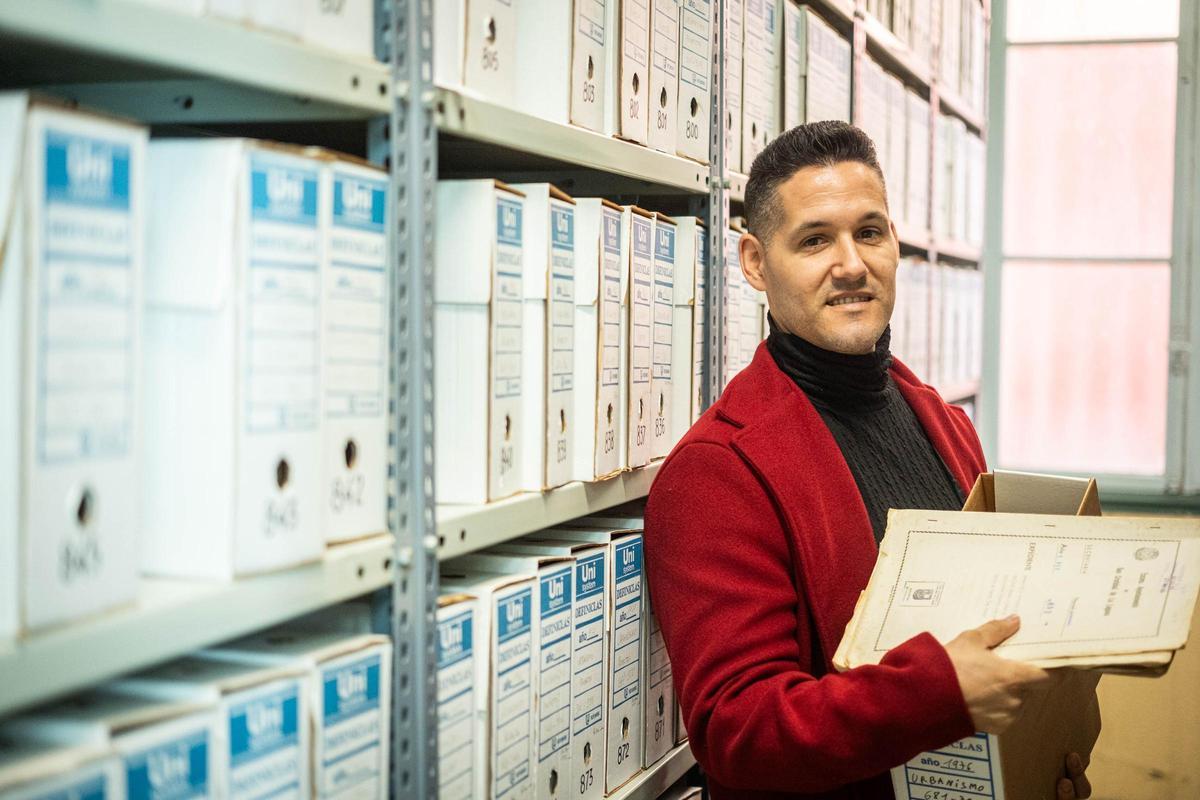 Daniel Melián, responsable del Archivo Histórico de La Laguna