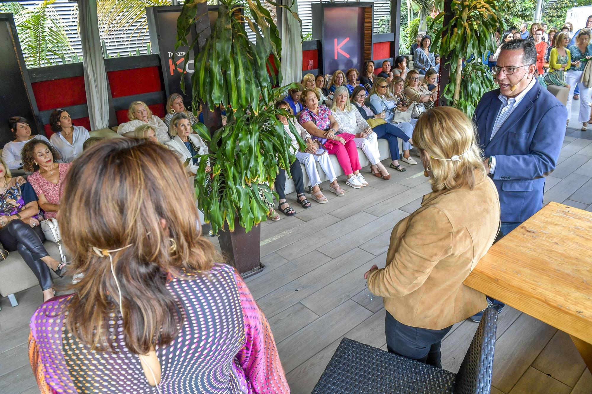 Un día en la campaña electoral de Jimena Delgado, candidata del PP al Ayuntamiento de Las Palmas de Gran Canaria