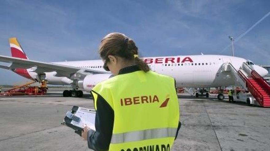 Olés para un piloto muy campechano en un vuelo de Palma a Ibiza