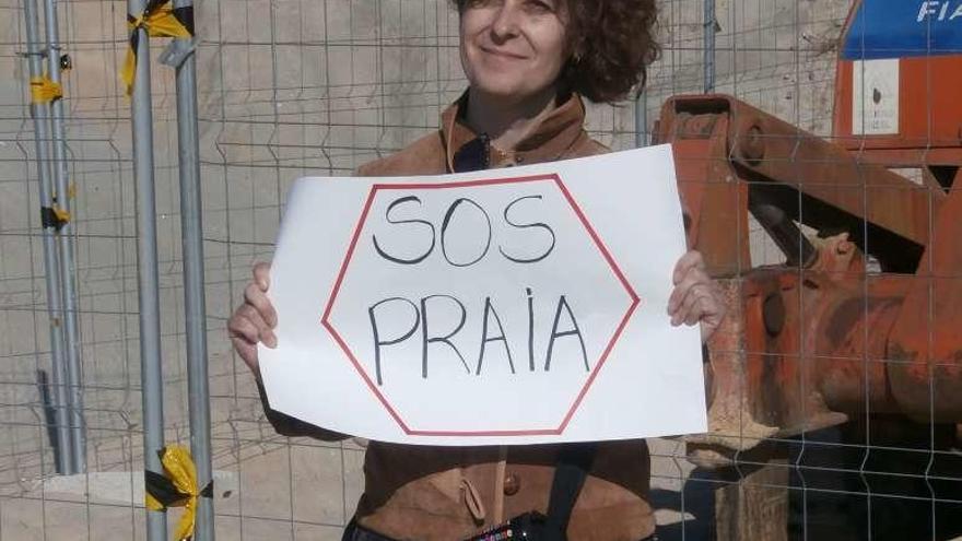 Morado, en la manifestación en la playa en 2014.