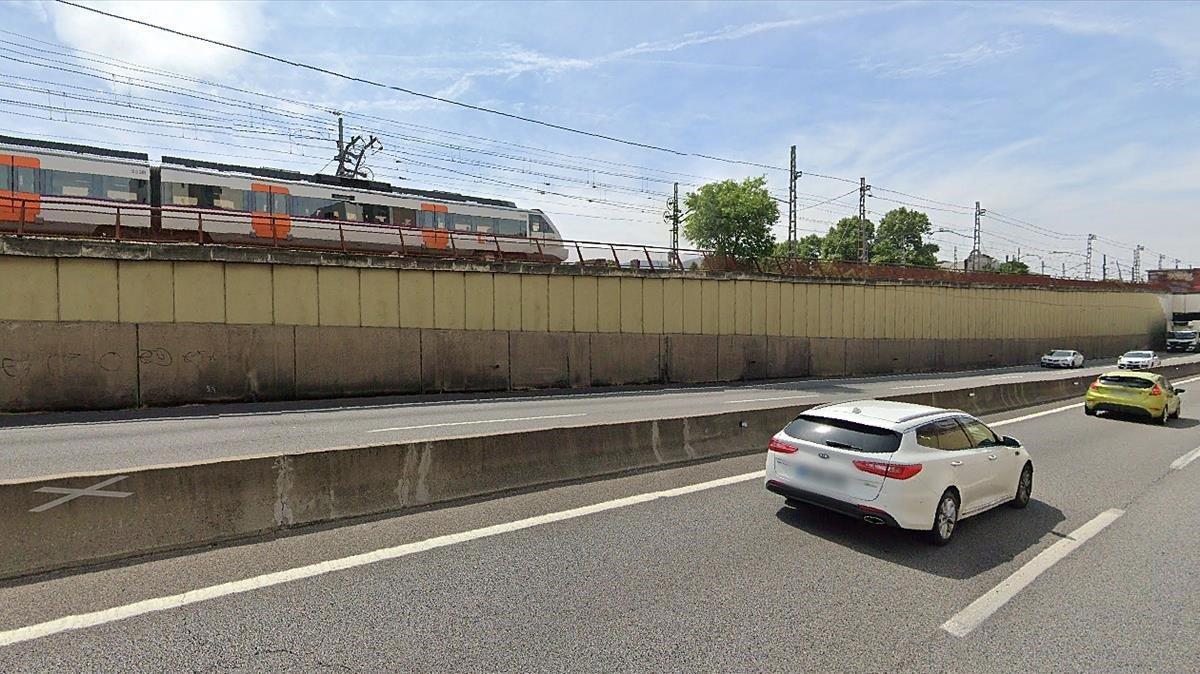 zentauroepp52581443 soc via tren mollet sant fost200301190449 zentauroepp52581443 soc via tren mollet sant fost200301190449