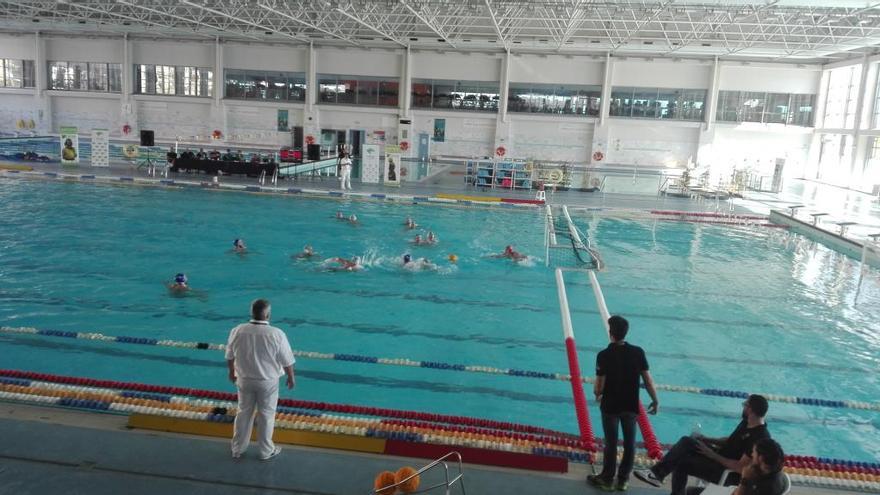 Inacua acogió el partido entre malagueños y catalanes.