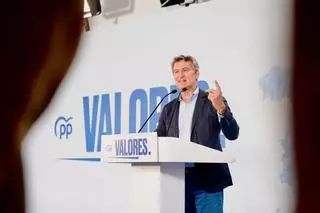 Feijóo acusa a Sánchez de intentar dividir a los presidentes con el uso de lenguas cooficiales