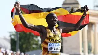 Kiplangat, de las carreras de montaña al oro en maratón