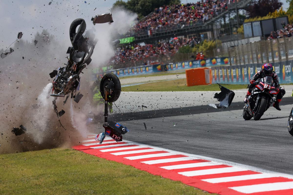Accidente de Alex Márquez en el Gran Premio de Catalunya de Moto GP