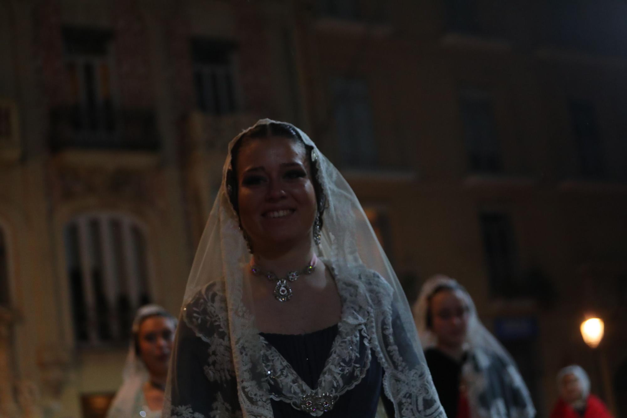 Búscate en el primer día de ofrenda por la calle de la Paz (entre las 21:00 a las 22:00 horas)