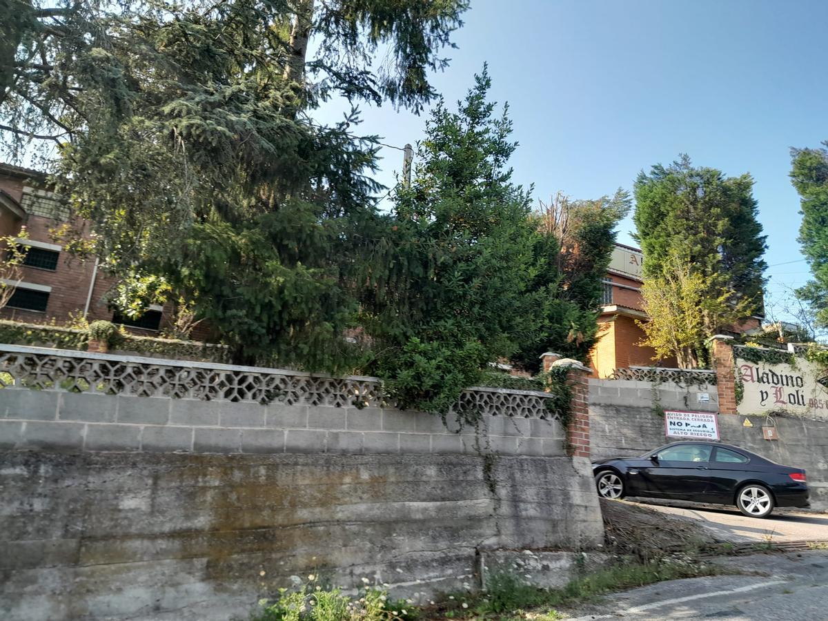 Antiguo almancén de jamones en Langreo donde se proyecta un parque de baterías