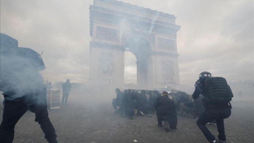 Francia prohibirá las manifestaciones de los &#039;chalecos amarillos&#039; en los Campos Elíseos