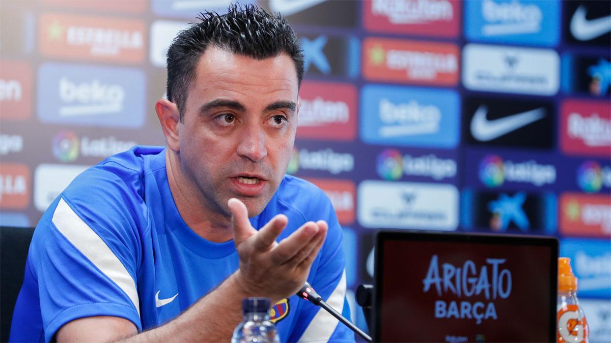 Xavi: "Hay negociaciones por Lewandowski, pero no será fácil"