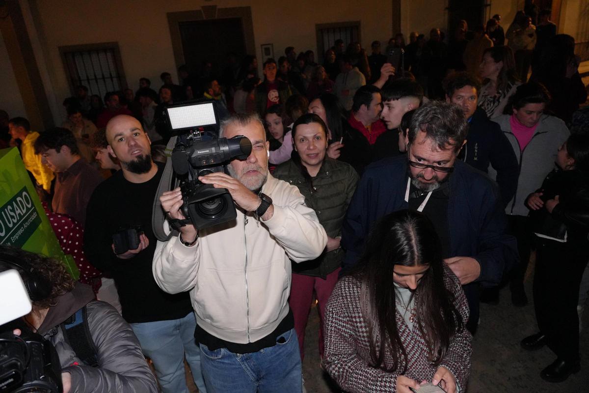 Fotogalería | El despliegue de la UCO en Hornachos, en imágenes