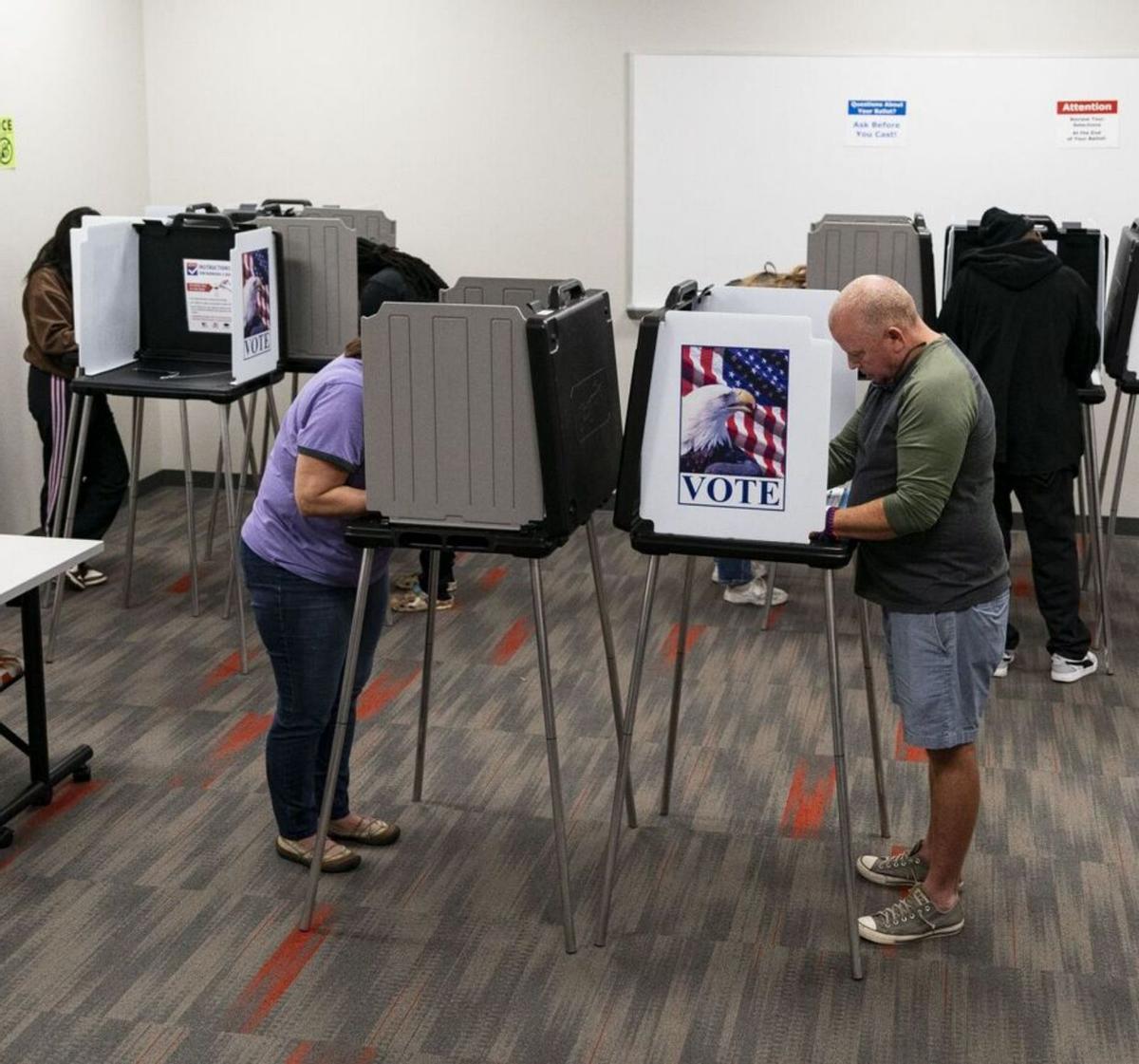 Trump difon notícies falses a Pensilvània per si perd la votació Trump difon notícies falses a Pensilvània per si perd la votació