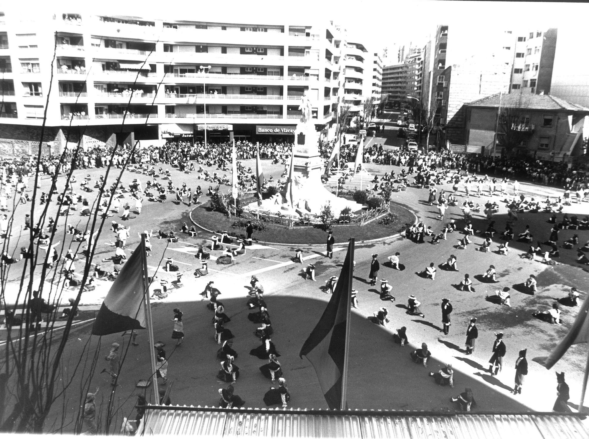 1985 Celebración de la Reconquista de Vigo Cameselle.jpg