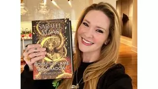 Todo lo que has de saber del universo de Sarah J. Maas: ¿cómo hay que leer sus libros?