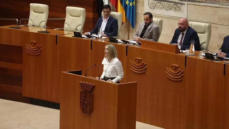 En directo | María Guardiola se enfrenta a la segunda votación de su investidura como presidenta de la Junta de Extremadura