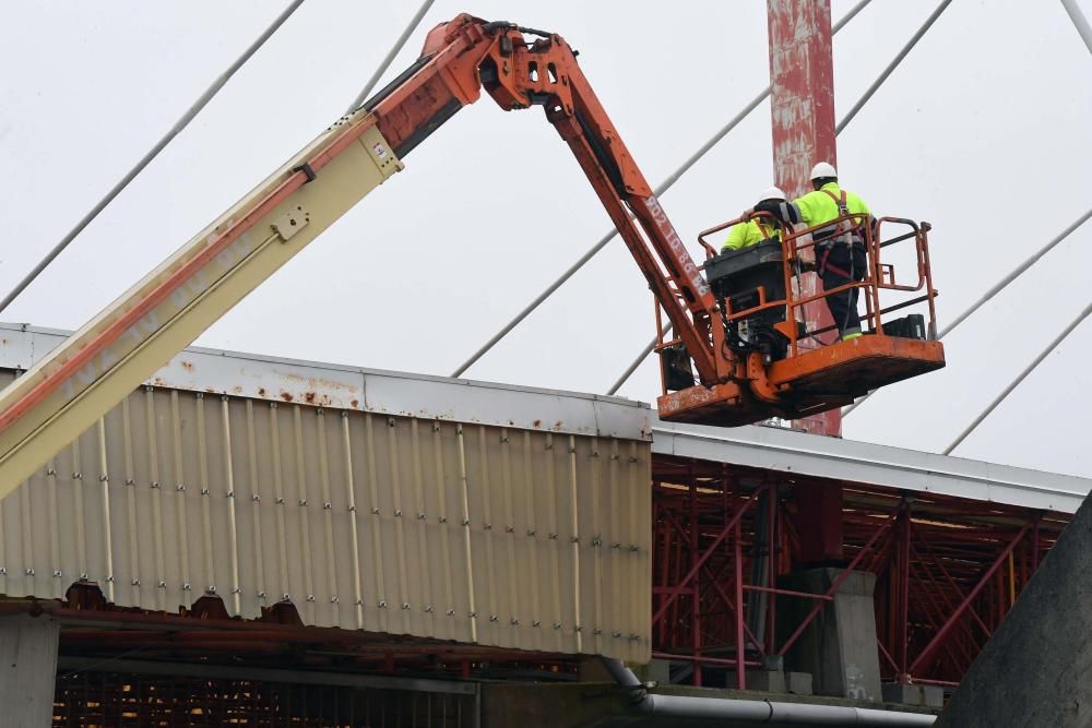 Obras de rehabilitación de las cubiertas de Riazor