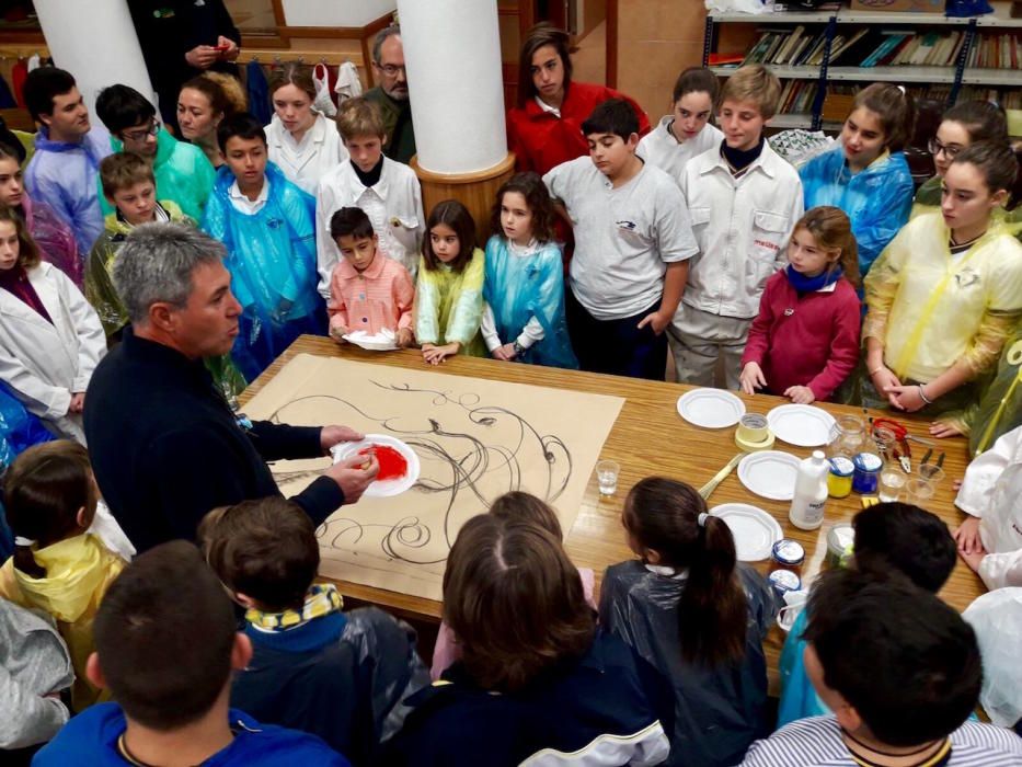 Los Blauets de Lluc aprenden valores a través del arte con el pintor Guillem Crespí