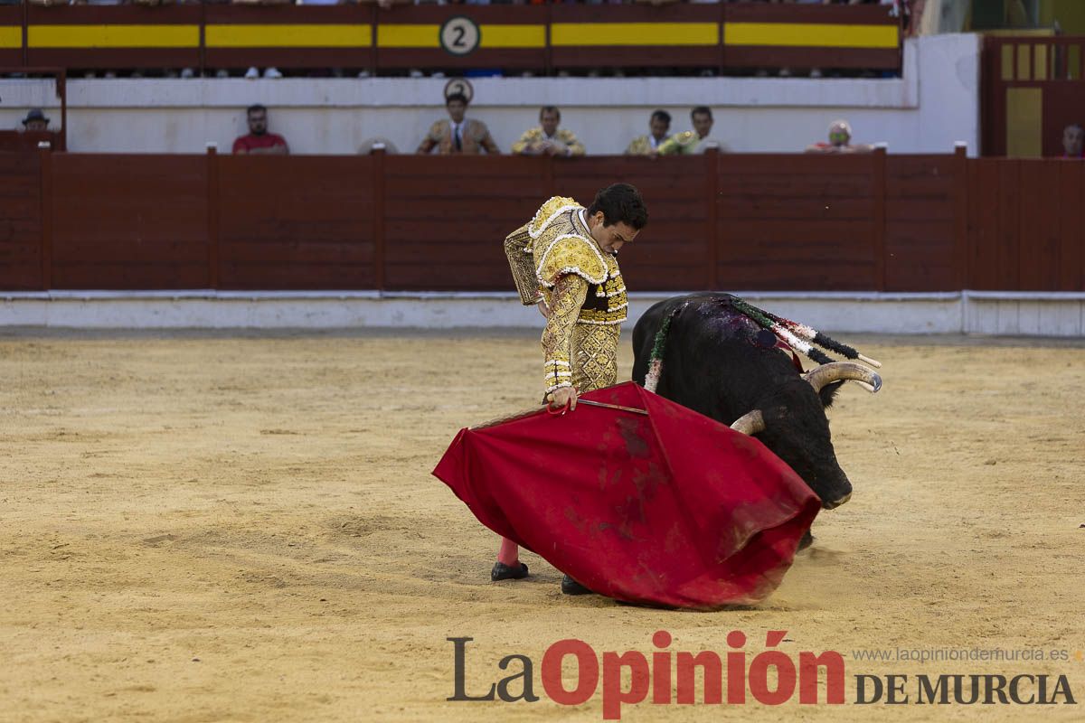 Tarde histórica en Abarán con la alternativa de José María Trigueros y el indulto de Tomás Rufo, junto a Castella salieron a hombros