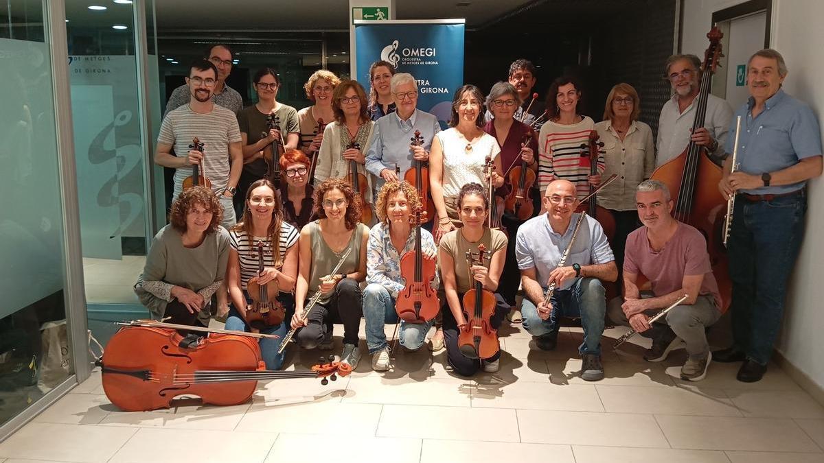 L'orquestra integrada per metges gironins.