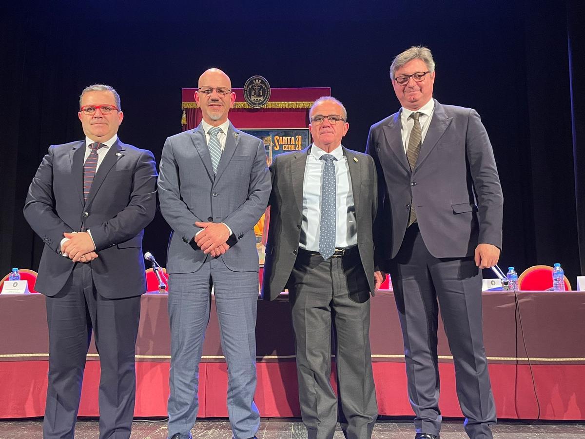 Antonio Maíz, Antonio Luis Ortiz, José Luis Vela y Sergio Velasco.