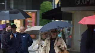 Fuertes lluvias en Alicante: la capital roza ya los 30 litros por metro cuadrado este sábado