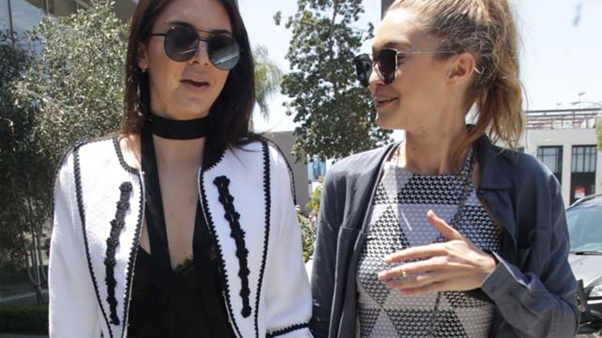 Gigi Hadid la lía y felicita a Kendall el día que no es