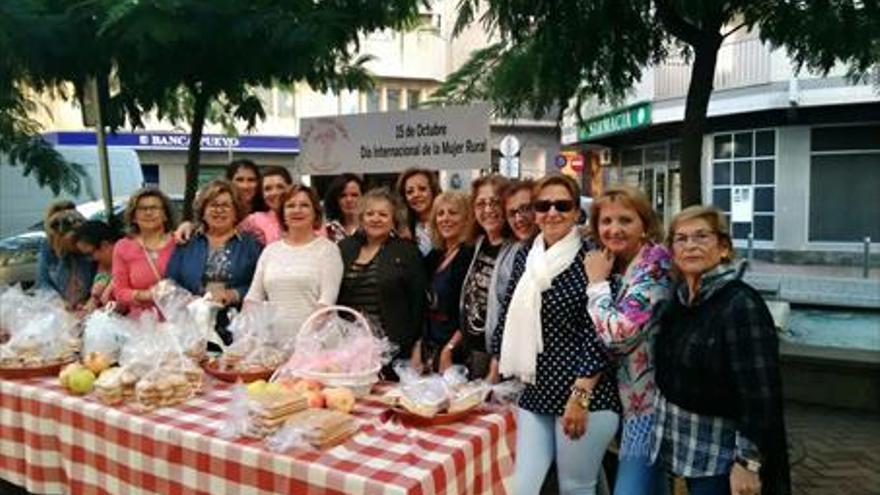 Pura Cepa programa actos lúdicos para  conmemorar hoy el día de la mujer rural