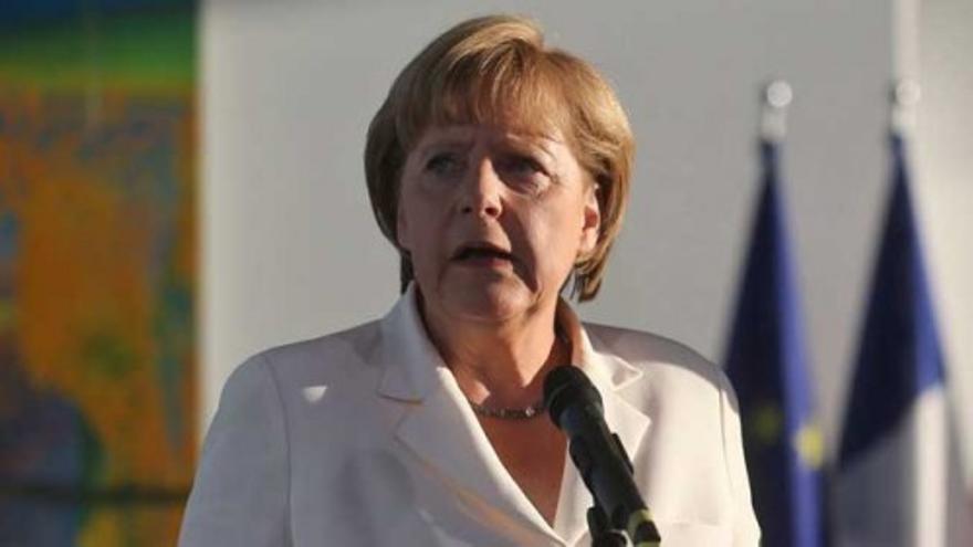 Merkel y Hollande piden más reformas a Grecia