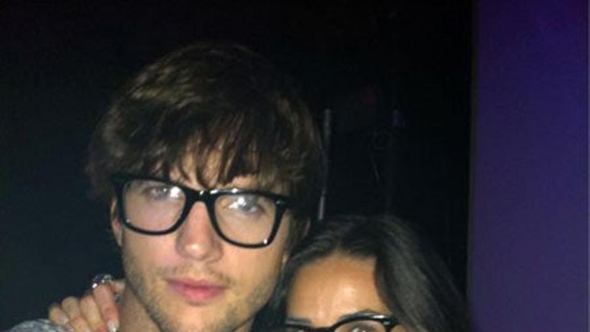 Ashton Kutcher y Demi Moore, un par de gafas pasta'