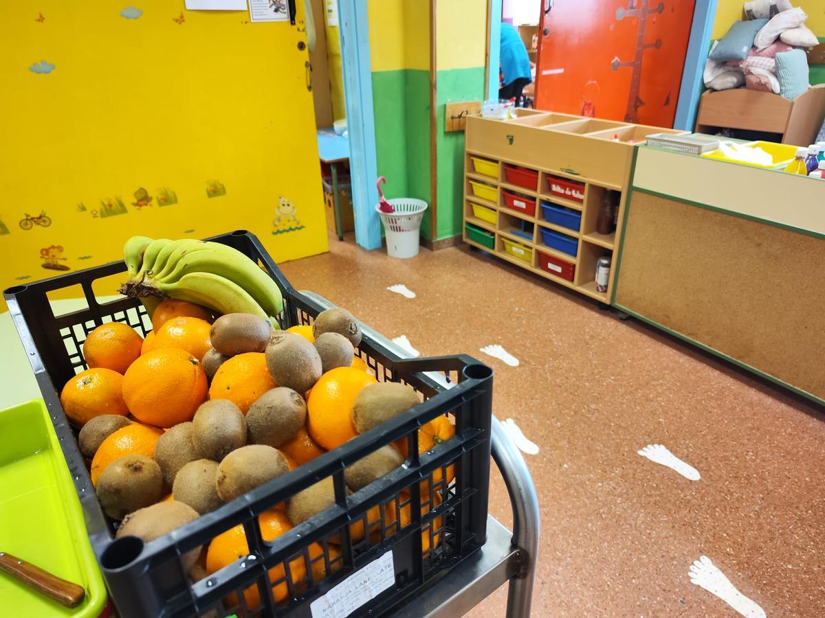 Fruta para los escolares del colegio Virgen del Fresno.