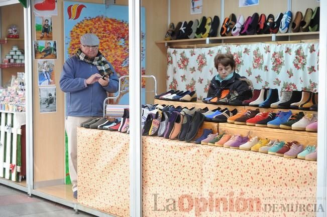 Mercadillo de Artesanía en Alfonso X El Sabio en M