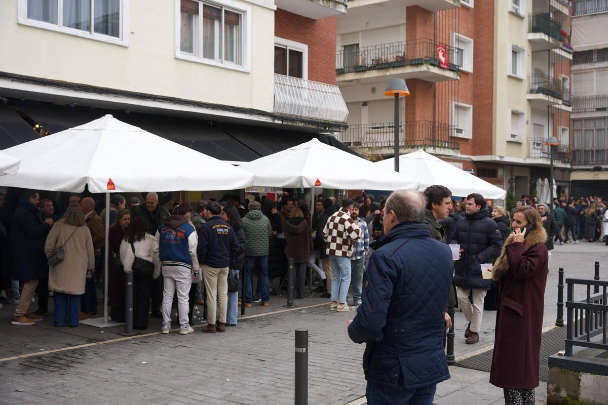 ¿Has estado de cañas en Badajoz? ¡Búscate en las fotos de la 'Tardevieja'!