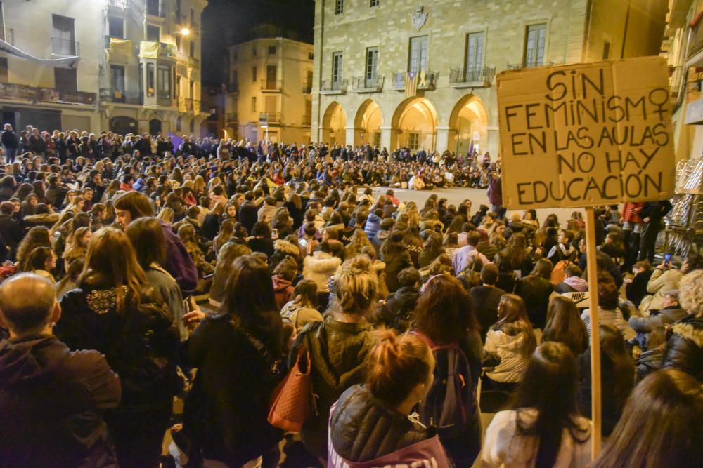 GALERIA | Manifestació feminista pel 8M a Manresa