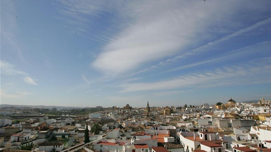 El tiempo en Córdoba: cielos poco nubosos y una máxima de 27 grados