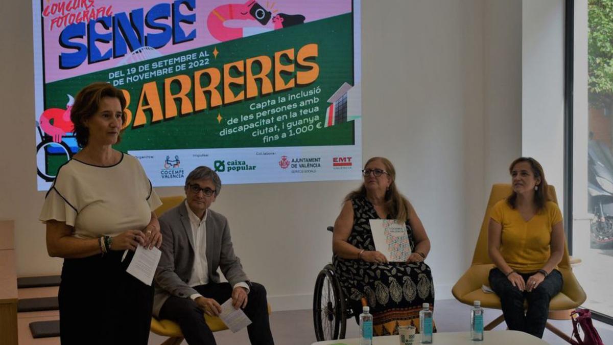 Presentació del concurs fotogràfic «Sense barreres». | C.P.