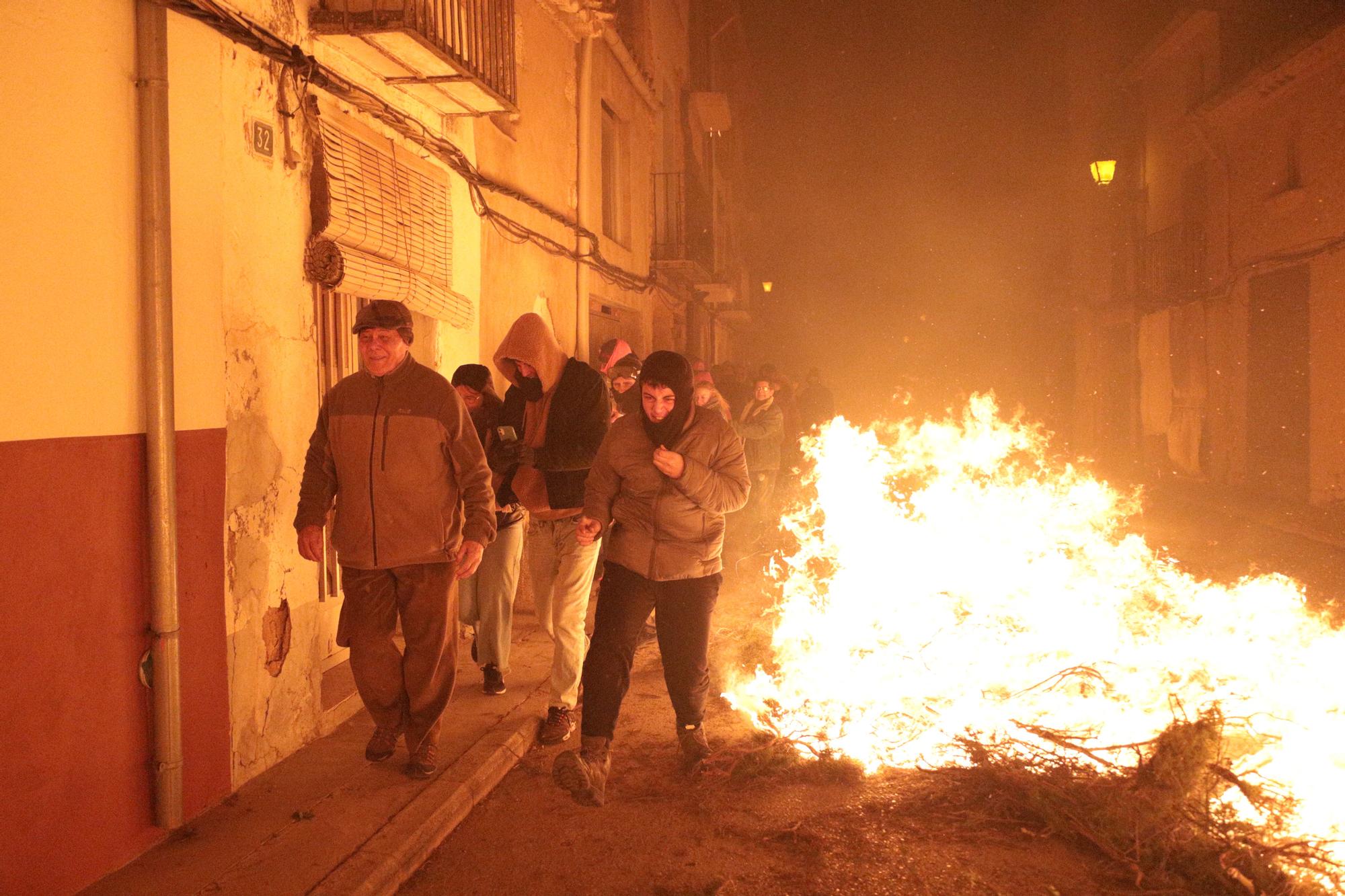 Las mejores fotos de la espectacular Matxà de Sant Antoni en Vilanova d'Alcolea