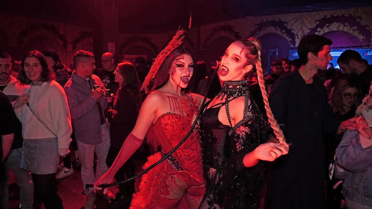 El show de 'El Circo Maldito' desafía los límites del placer y del miedo.