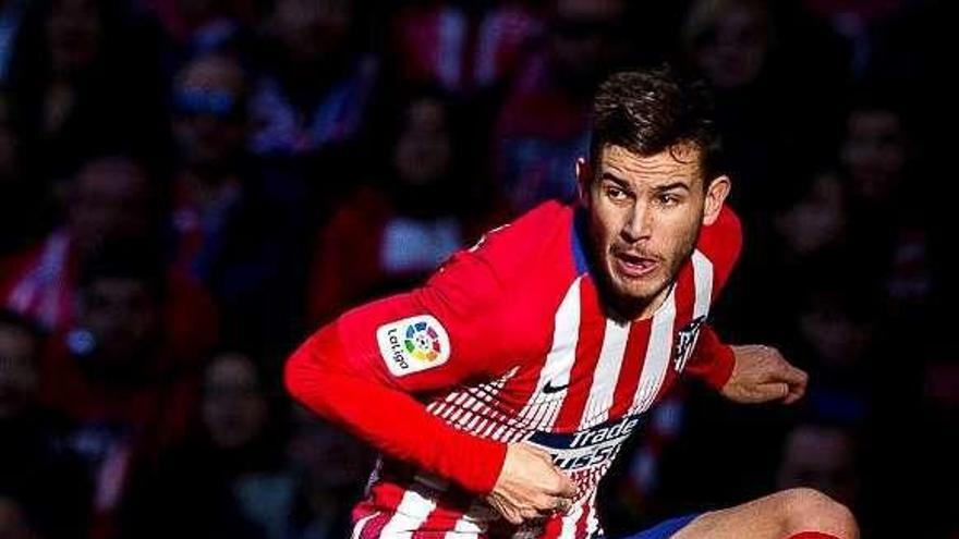 Lucas, durante un partido con el Atlético de Madrid. // Efe