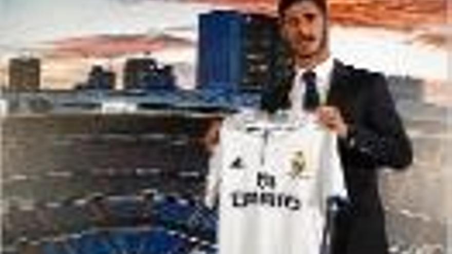 Asensio, presentat oficialment.