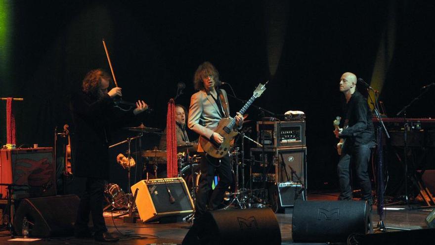 The Waterboys, en concierto en Pontevedra en 2012.