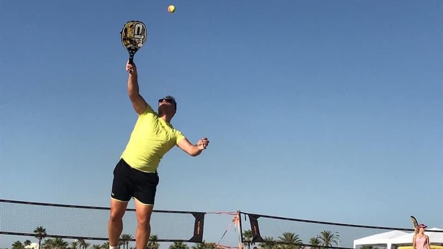 La playa, sinónimo de sol, arena, agua… y deporte