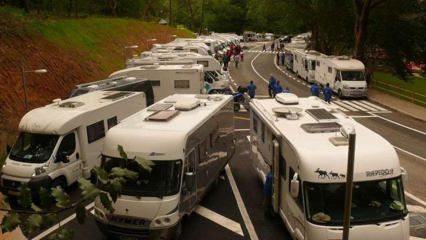 Inauguración del área para autocaravanas en A Carixa, hace dos años.