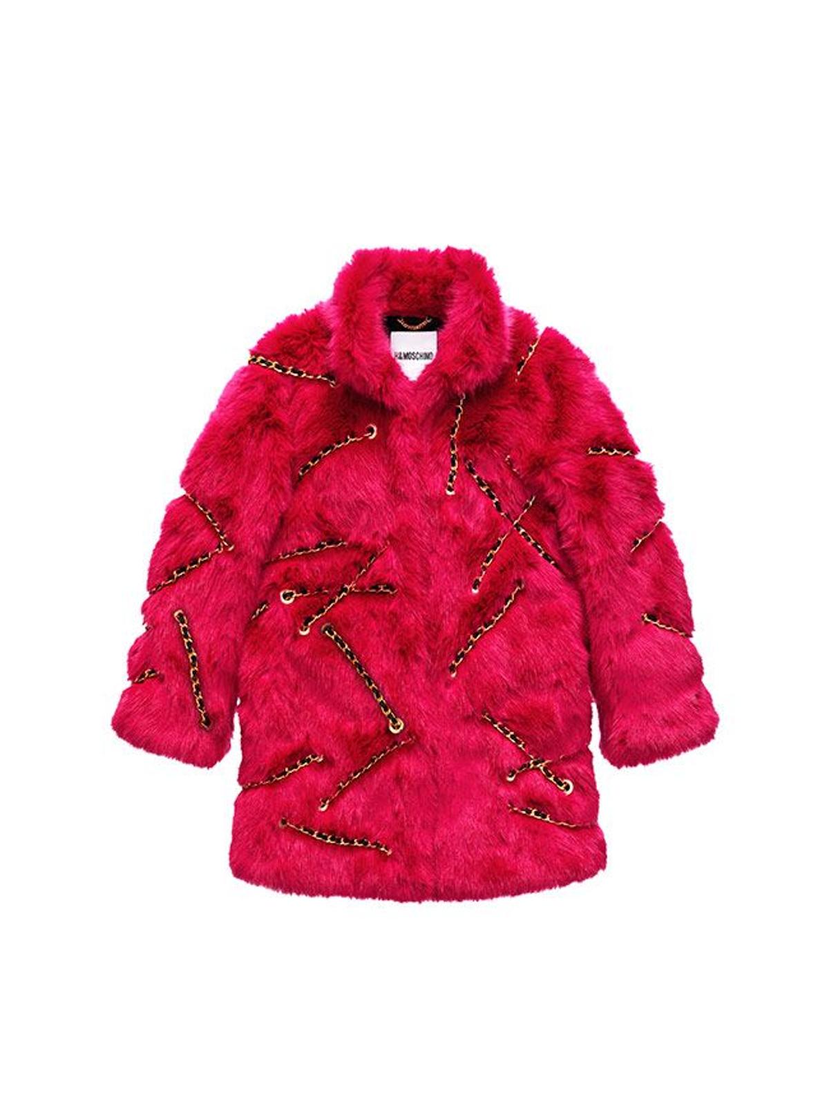 Todas las imágenes de la colección de Moschino x H&amp;M: abrigo fluffy rosa con cadenas