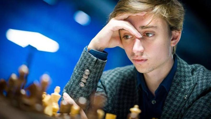 Daniil Dubov, en una partida en el Tata Steel Chess