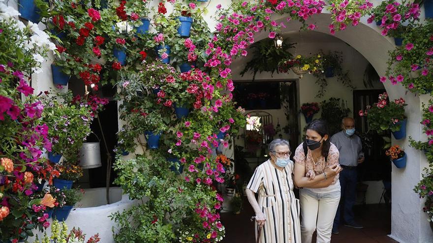 Patios de Córdoba: Ruta de San Pedro y Santiago